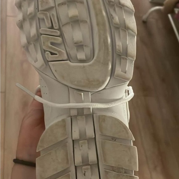 white platform fila shoes - Picture 2 of 3